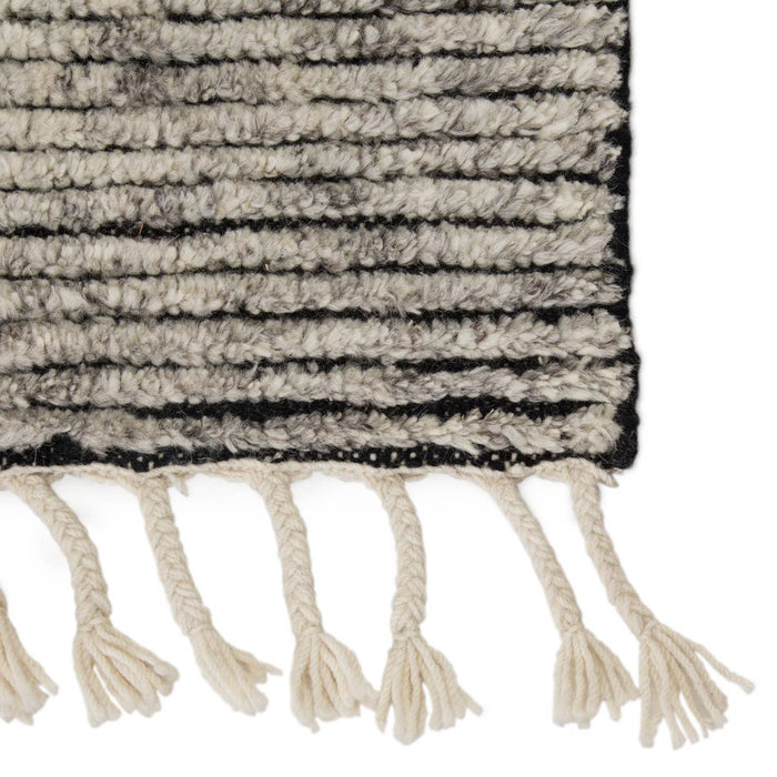 Shop sofas and discover interior design services in the Minneapolis area. MegMade designs has been featured in New York Times for their coastal cape cod home design style. Visit the MegMade store in the River Forest - Chicago area.