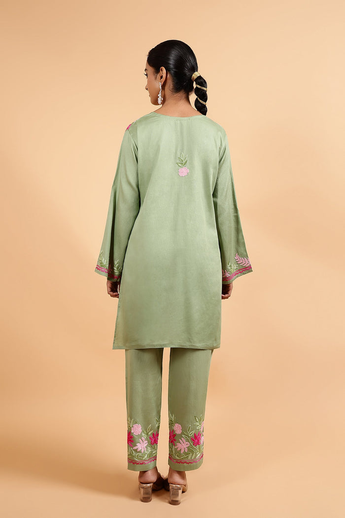 Bhavya in Kashmiri Aari Embroidered Kurta Set with Straight Pants - Green