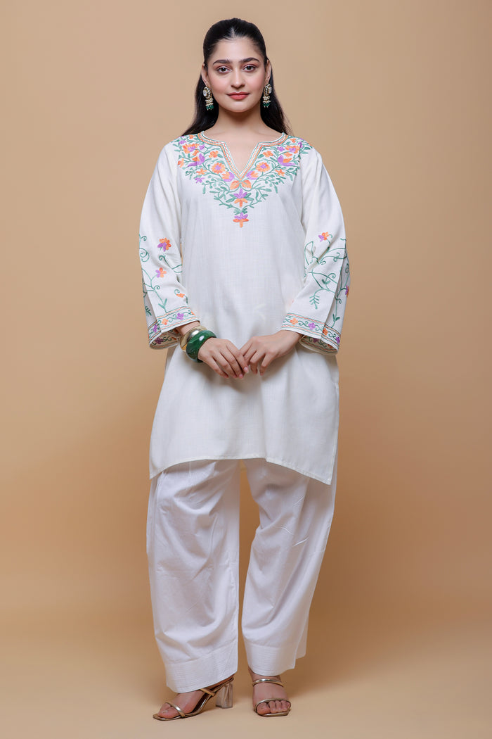 Cotton Kurta in Kashmiri Aari - White