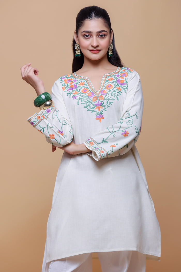 Cotton Kurta in Kashmiri Aari - White