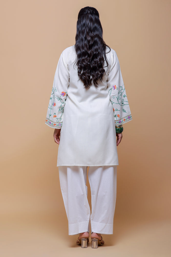 Cotton Kurta in Kashmiri Aari - White