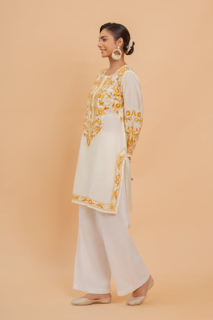 Falak Kashmiri Long Kurta In Chanderi Silk With Yellow Embroidery