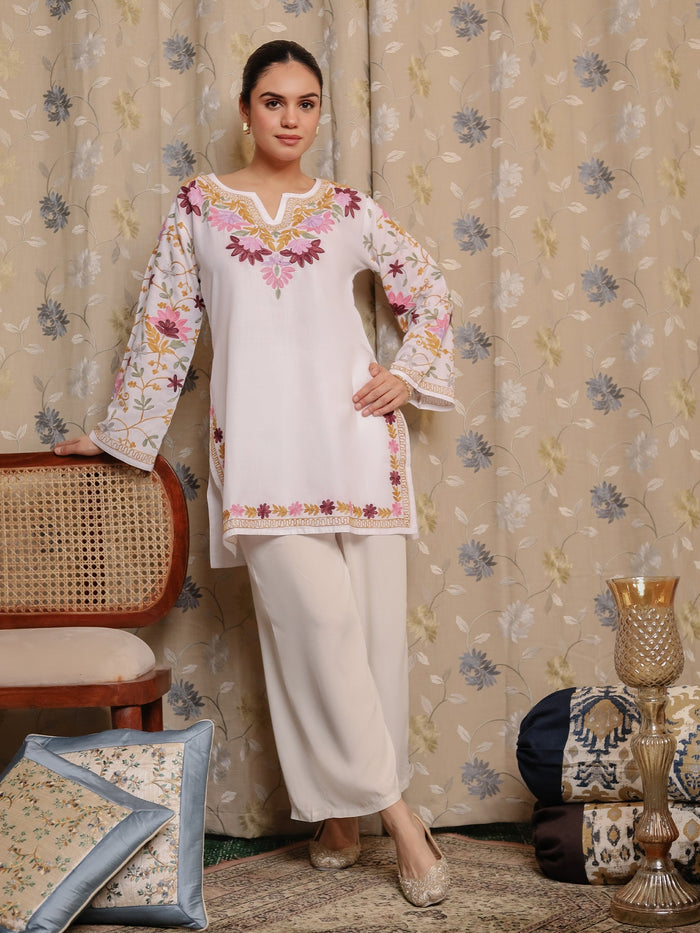 Falak Kashmiri Short Kurta - White