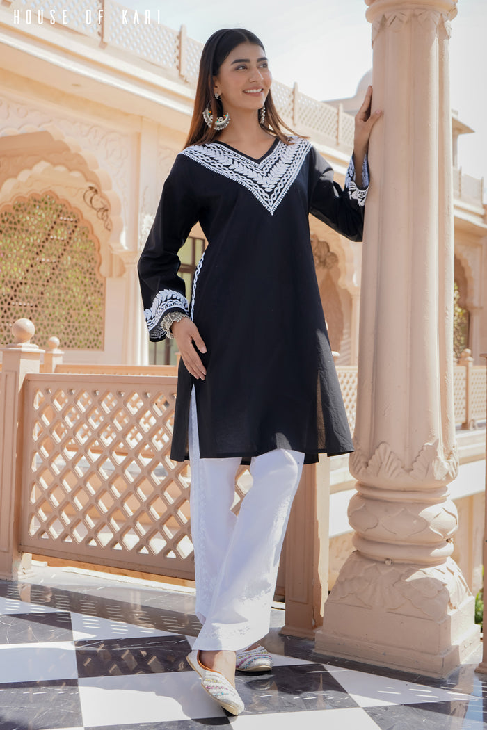 Rayon Chikankari Medium Kurta In Black