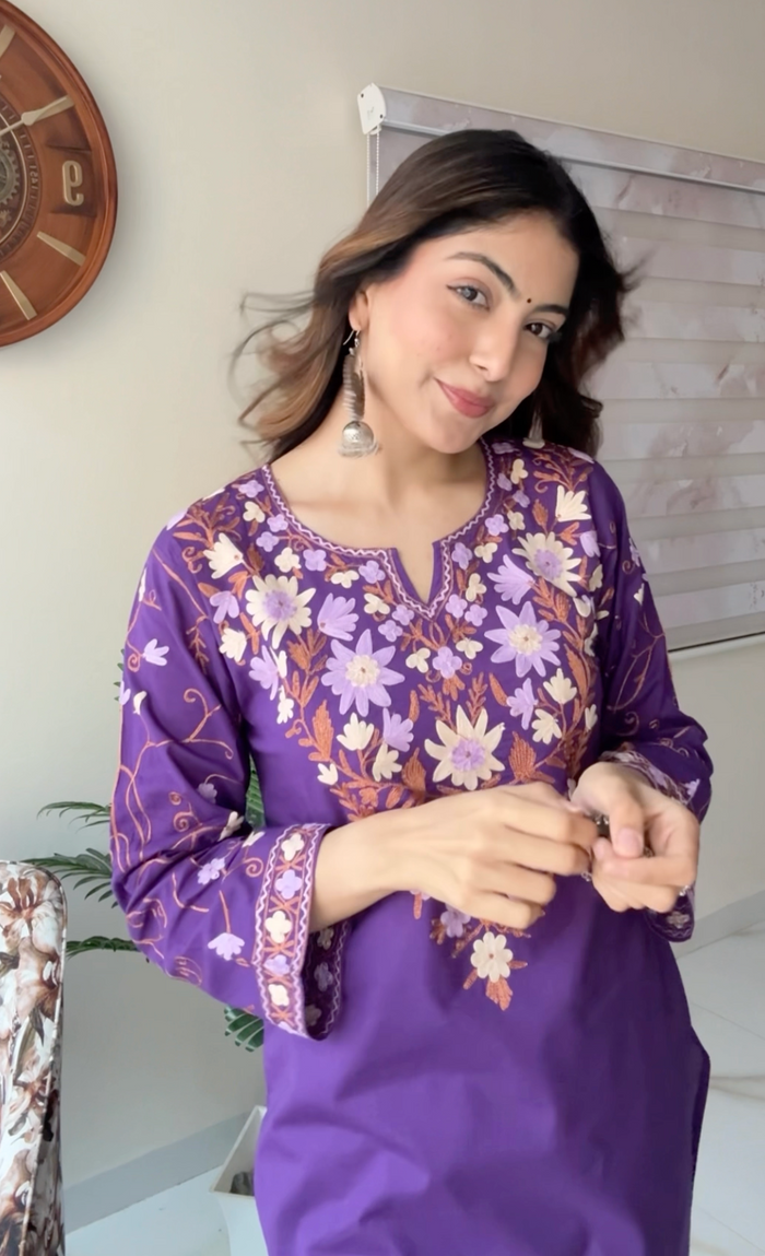 Taniya in Kashmiri Aari Embroidered Kurta Set with Farsi Pants - Purple