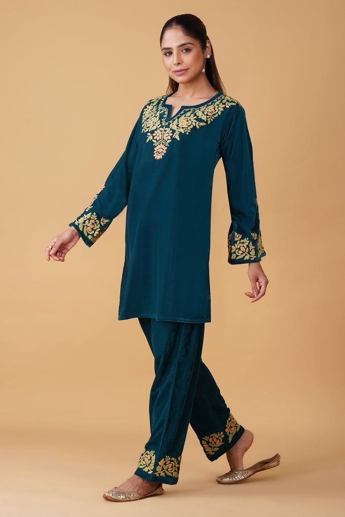 Velvet Chikankari Kurta Set – Tourquise Blue