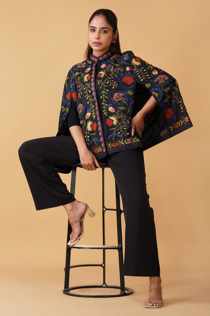 Woolen Kashmiri Aari Cape – Black Multi-Colour