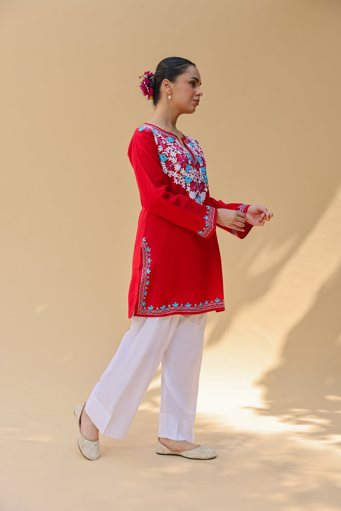 Woolen Kashmiri Aari Short Kurta – Red